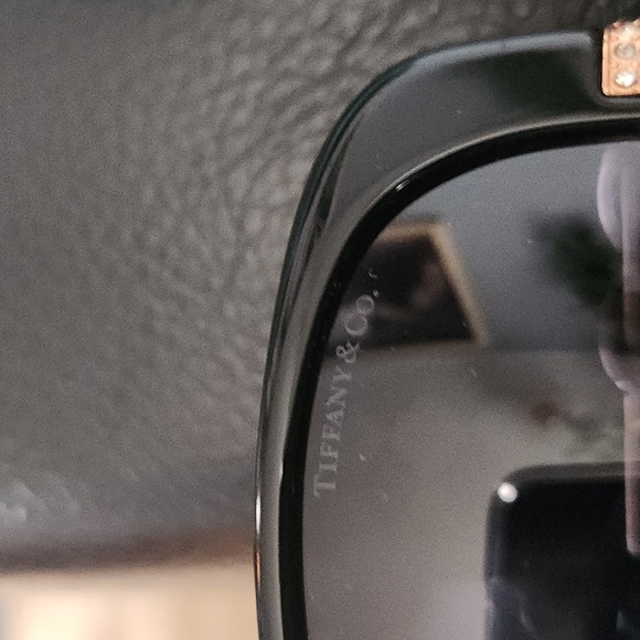 Tiffany sunglasses - Picture 3 of 7